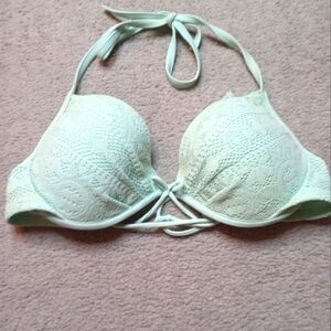 Victoria's Secret women's size 36C bikini top
